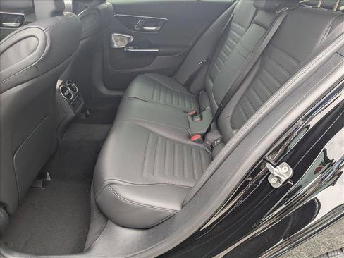 Used 2025 Mercedes-Benz C 300 Sedan image 14