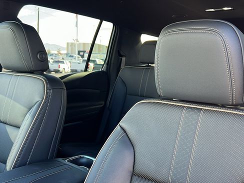 New 2026 Chevrolet Traverse High Country image 22