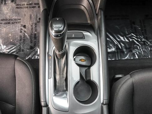 Used 2018 Chevrolet Malibu LT image 24