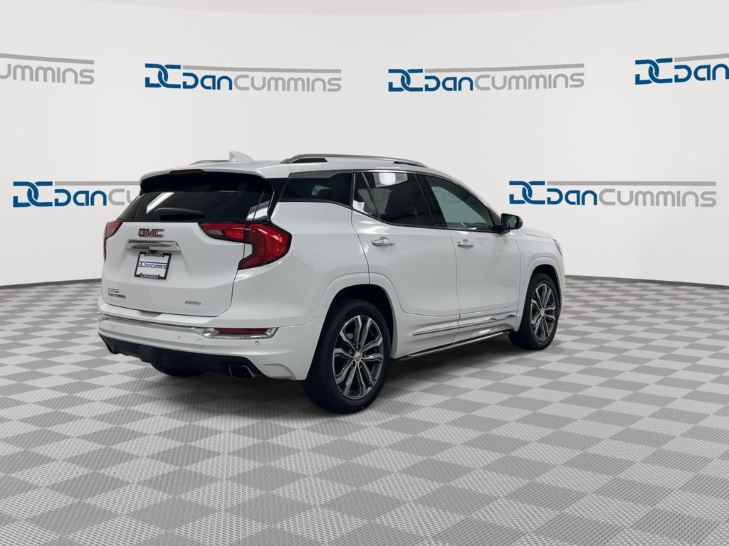 Used 2019 GMC Terrain Denali w/ Advanced Safety Package AWD/4WD image 8