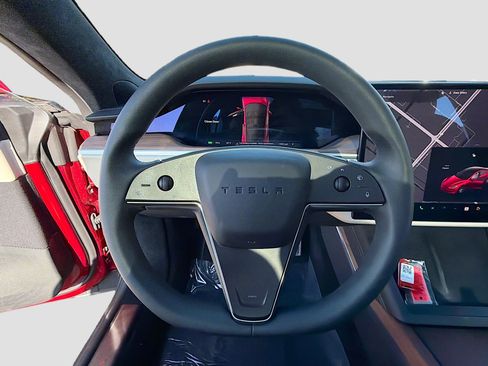 Used 2024 Tesla Model S image 34