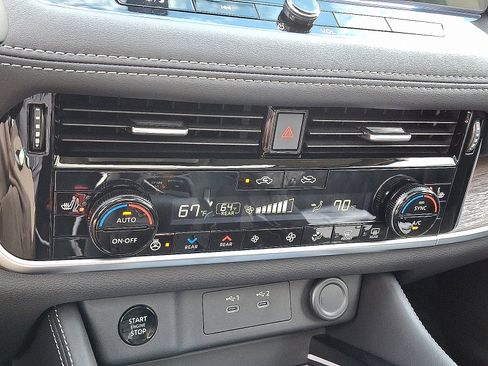 New 2026 Nissan Rogue Platinum w/ Platinum Premium Package image 11