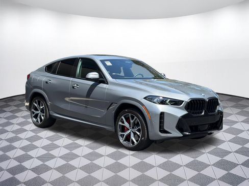 Used 2025 BMW X6 xDrive40i w/ Climate Comfort Package AWD/4WD image 7