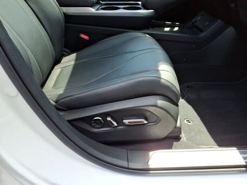 Certified 2025 Acura RDX SH-AWD w/ Technology Package image 16