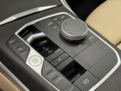 Certified 2023 BMW 330i Sedan w/ M Sport Package image 24