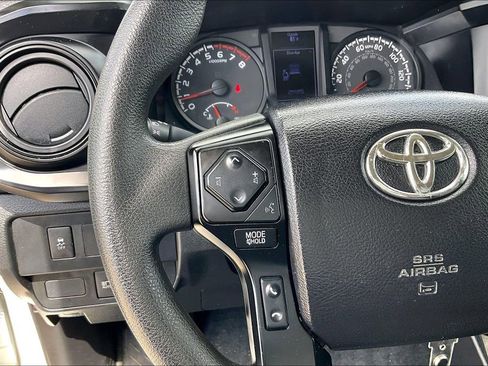 Used 2021 Toyota Tacoma SR RWD image 8