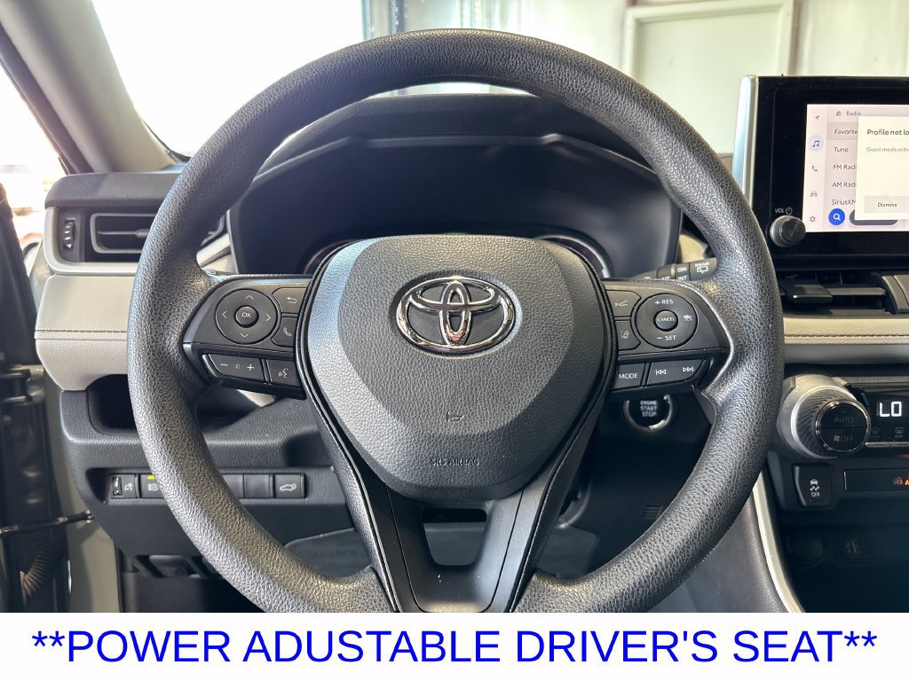 Used 2023 Toyota RAV4 XLE w/ Convenience Package FWD image 11