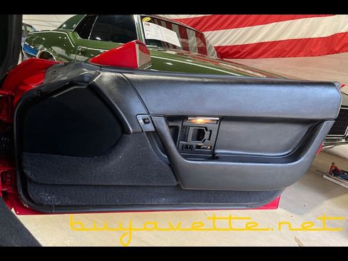 Used 1992 Chevrolet Corvette Coupe image 22