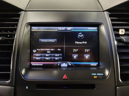 Used 2014 Ford Taurus SEL w/ Equipment Group 201A AWD/4WD image 19