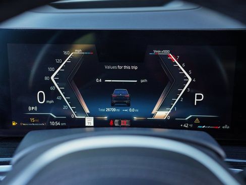 Used 2023 BMW X7 xDrive40i w/ M Sport Package image 29