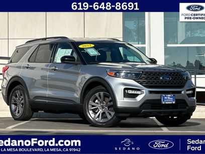 Certified 2022 Ford Explorer XLT w/ Equipment Group 202A
