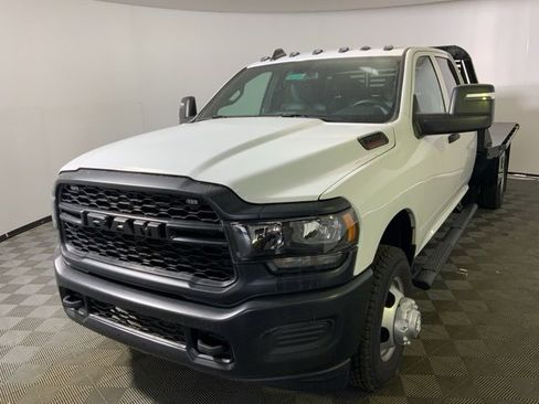 Used 2024 RAM 3500 Tradesman w/ Electrical Accessory Group image 7