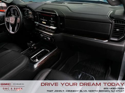 Used 2024 GMC Sierra 1500 Elevation w/ Elevation Premium Package image 37