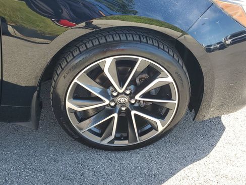 Used 2020 Toyota Corolla XSE FWD image 6