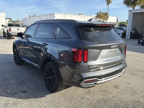 Certified 2023 Kia Sorento SX image 4