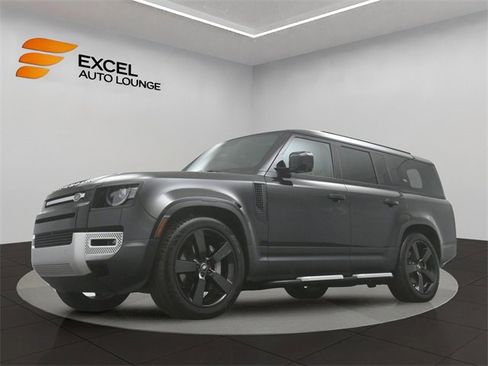 Used 2024 Land Rover Defender 130 S image 49