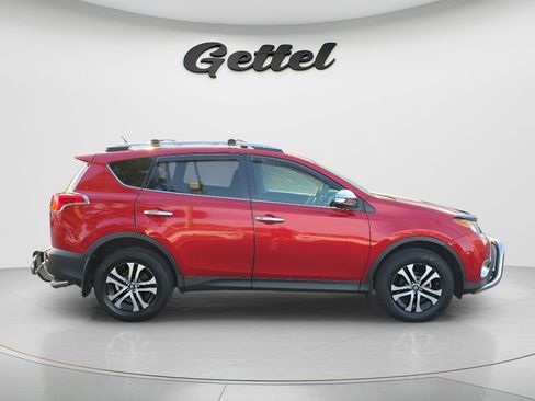 Used 2014 Toyota RAV4 LE AWD/4WD image 4
