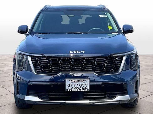 Used 2025 Kia Sorento S w/ Panoramic Sunroof Package image 3