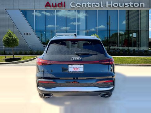New 2025 Audi Q5 Premium image 10