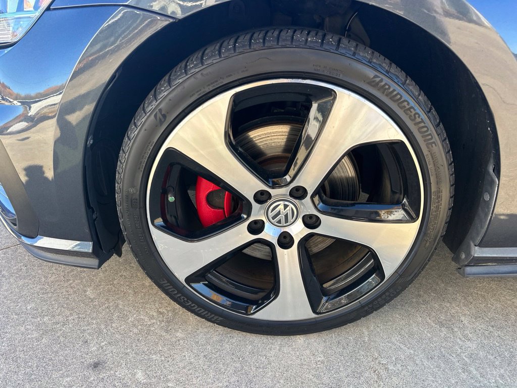 Used 2018 Volkswagen GTI S FWD image 35