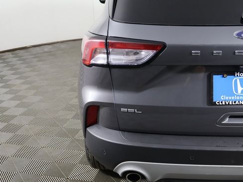 Used 2022 Ford Escape SEL w/ Technology Package image 16