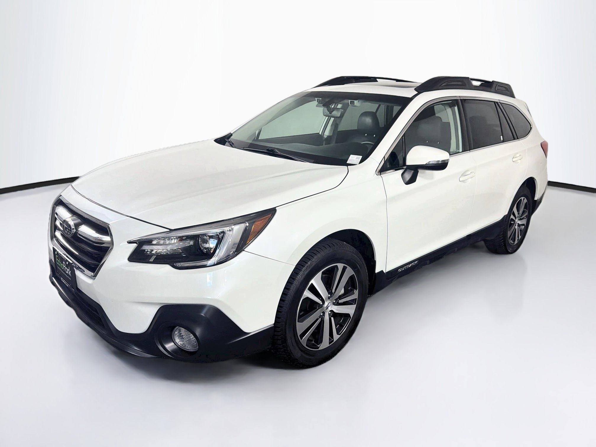 Used 2019 Subaru Outback 2.5i Limited AWD/4WD image 3