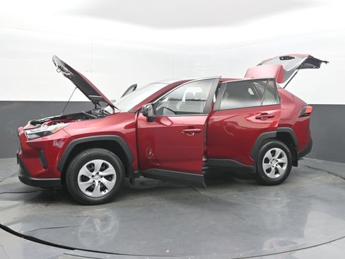 Used 2023 Toyota RAV4 LE FWD image 44