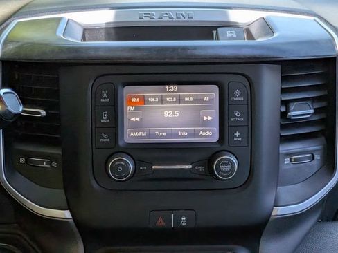 Used 2020 RAM 2500 Big Horn AWD/4WD image 19