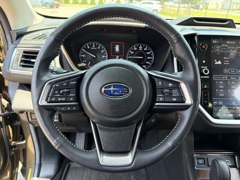 Used 2024 Subaru Ascent Touring AWD/4WD image 15