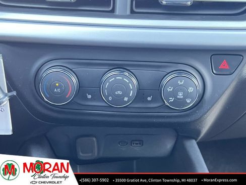 Certified 2025 Chevrolet Trax RS w/ Driver Confidence Package FWD image 22
