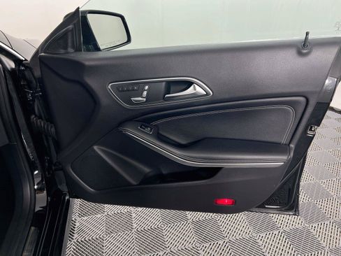 Used 2019 Mercedes-Benz CLA 250 4MATIC image 30