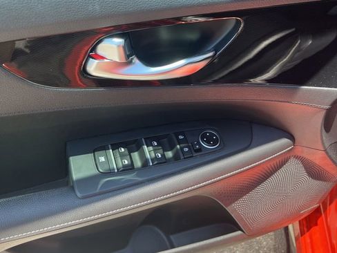Used 2022 Kia Forte GT-Line w/ GT-Line Premium Package FWD image 5