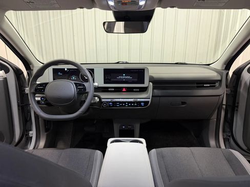 Used 2024 Hyundai Ioniq 5 SE AWD/4WD image 28