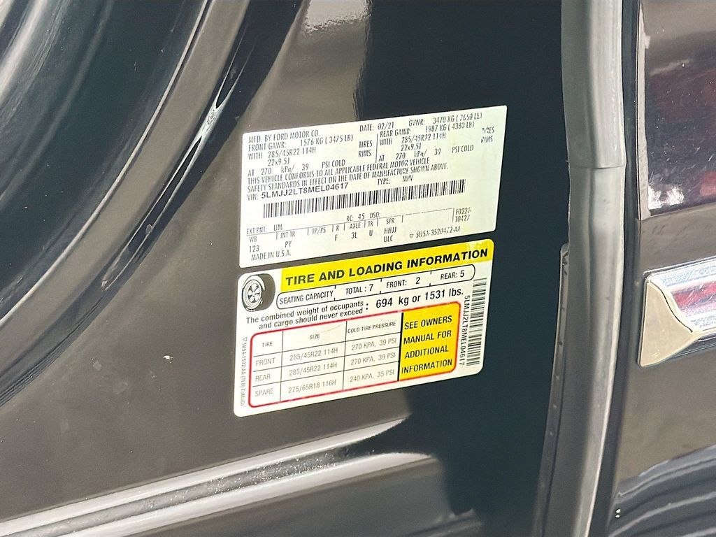 Used 2021 Lincoln Navigator Reserve AWD/4WD image 36