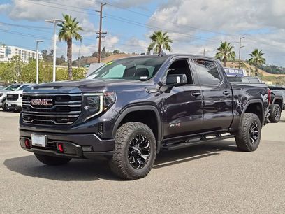 Used 2022 GMC Sierra 1500 AT4 w/ AT4 Preferred Package