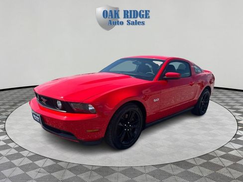 Used 2011 Ford Mustang GT RWD image 1