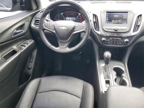 Used 2020 Chevrolet Equinox LT w/ Sport Edition image 16