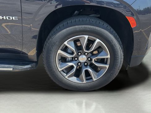 Used 2024 Chevrolet Tahoe LT w/ LT Signature Package RWD image 31