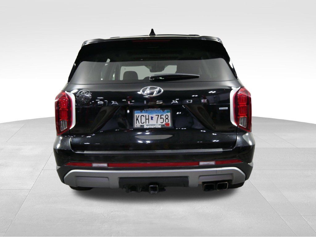 Used 2023 Hyundai Palisade Limited AWD/4WD image 9