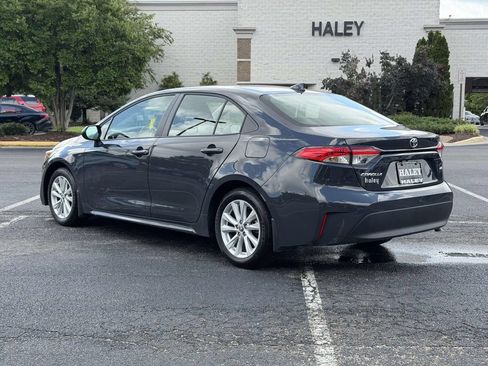 Used 2025 Toyota Corolla LE w/ LE Premium Package FWD image 22
