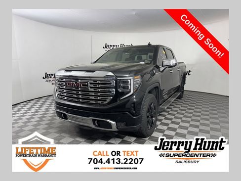 Used 2022 GMC Sierra 1500 Denali image 1