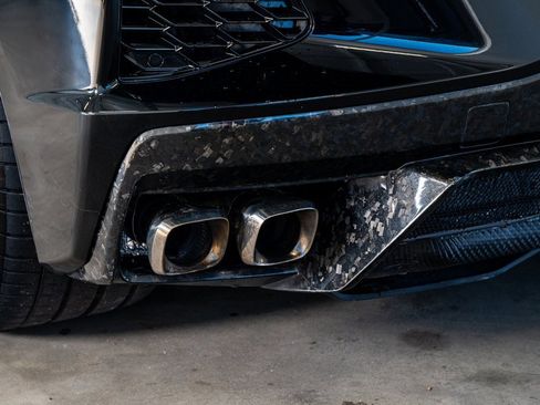 Used 2021 Chevrolet Corvette Stingray w/ Z51 Performance Package image 27