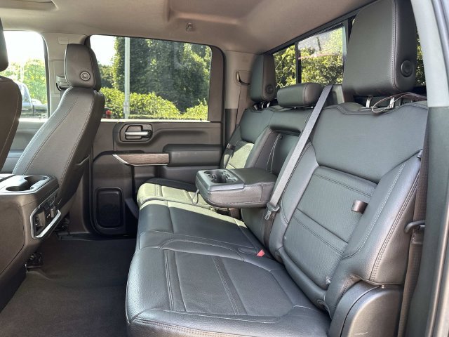 Used 2023 GMC Sierra 2500 Denali w/ Denali Black Diamond Edition AWD/4WD image 29