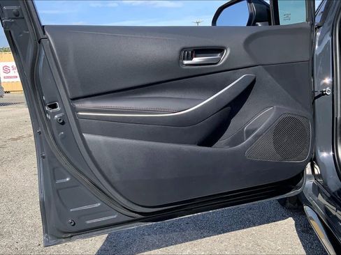 Used 2025 Toyota Corolla SE image 20