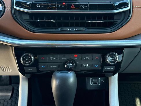 Used 2023 Jeep Compass Limited w/ Elite Group image 28