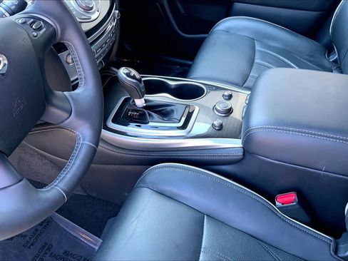 Used 2020 INFINITI QX60 Luxe w/ Essential Package image 32