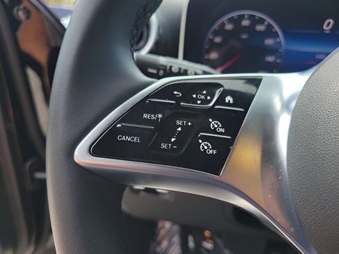 Certified 2026 Mercedes-Benz GLC 300 image 23