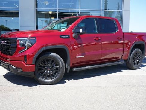 Used 2024 GMC Sierra 1500 Elevation w/ Elevation Premium Package RWD image 3