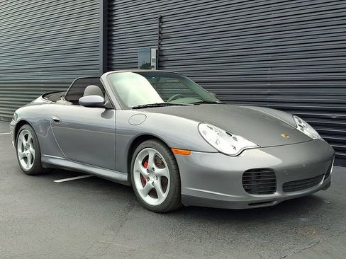 Used 2004 Porsche 911 Carrera 4S AWD/4WD image 9