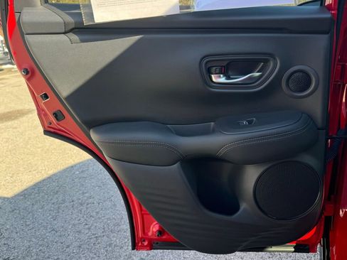 Used 2025 Honda HR-V EX-L image 15